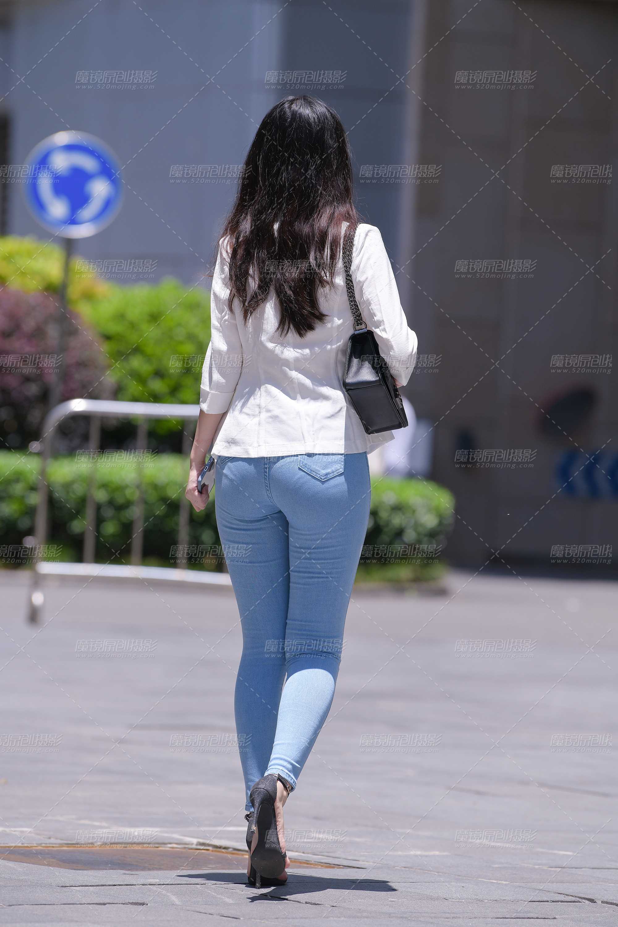38195-y01igbchibz.jpg