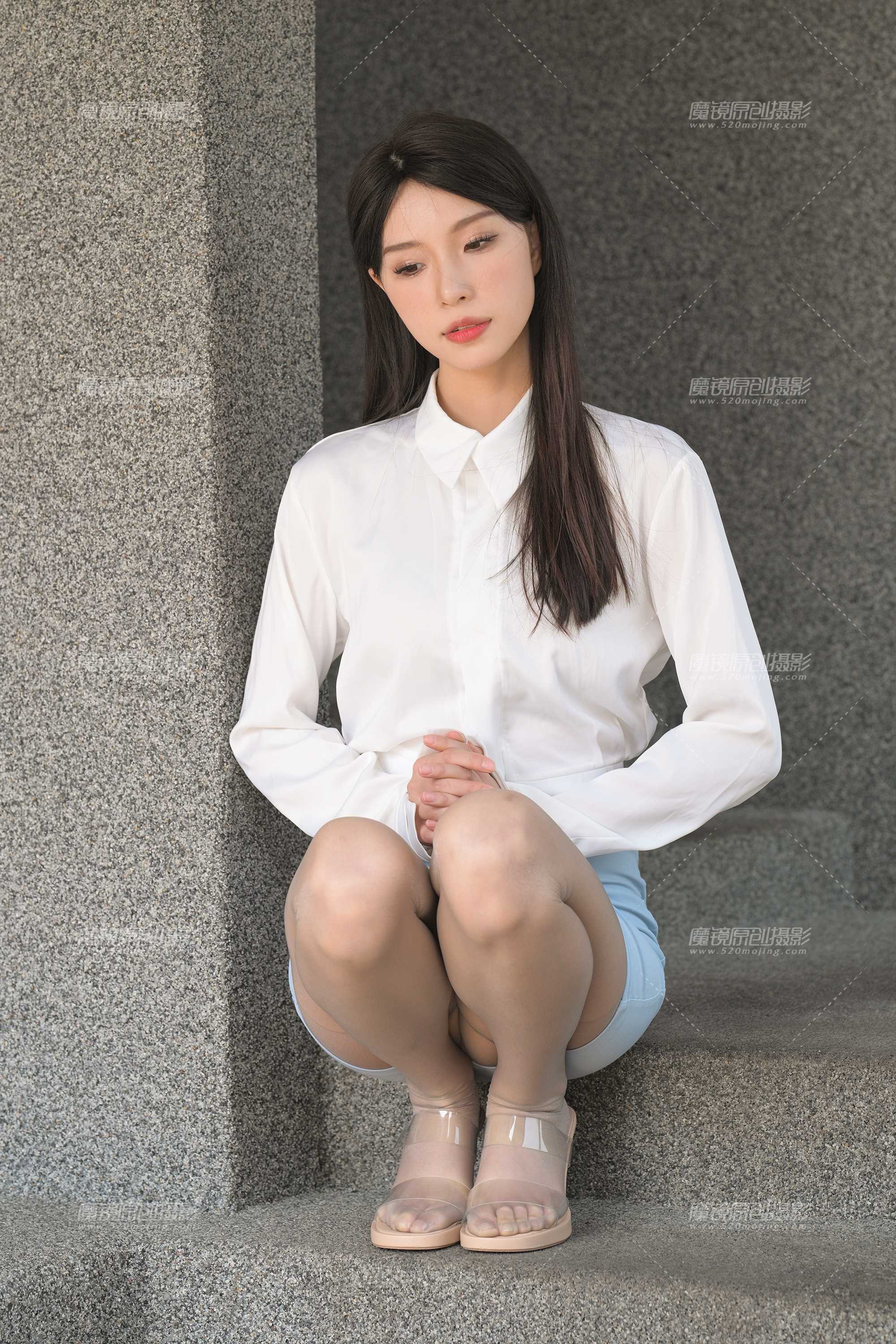 54406-iqvzm1aqbnn.jpg
