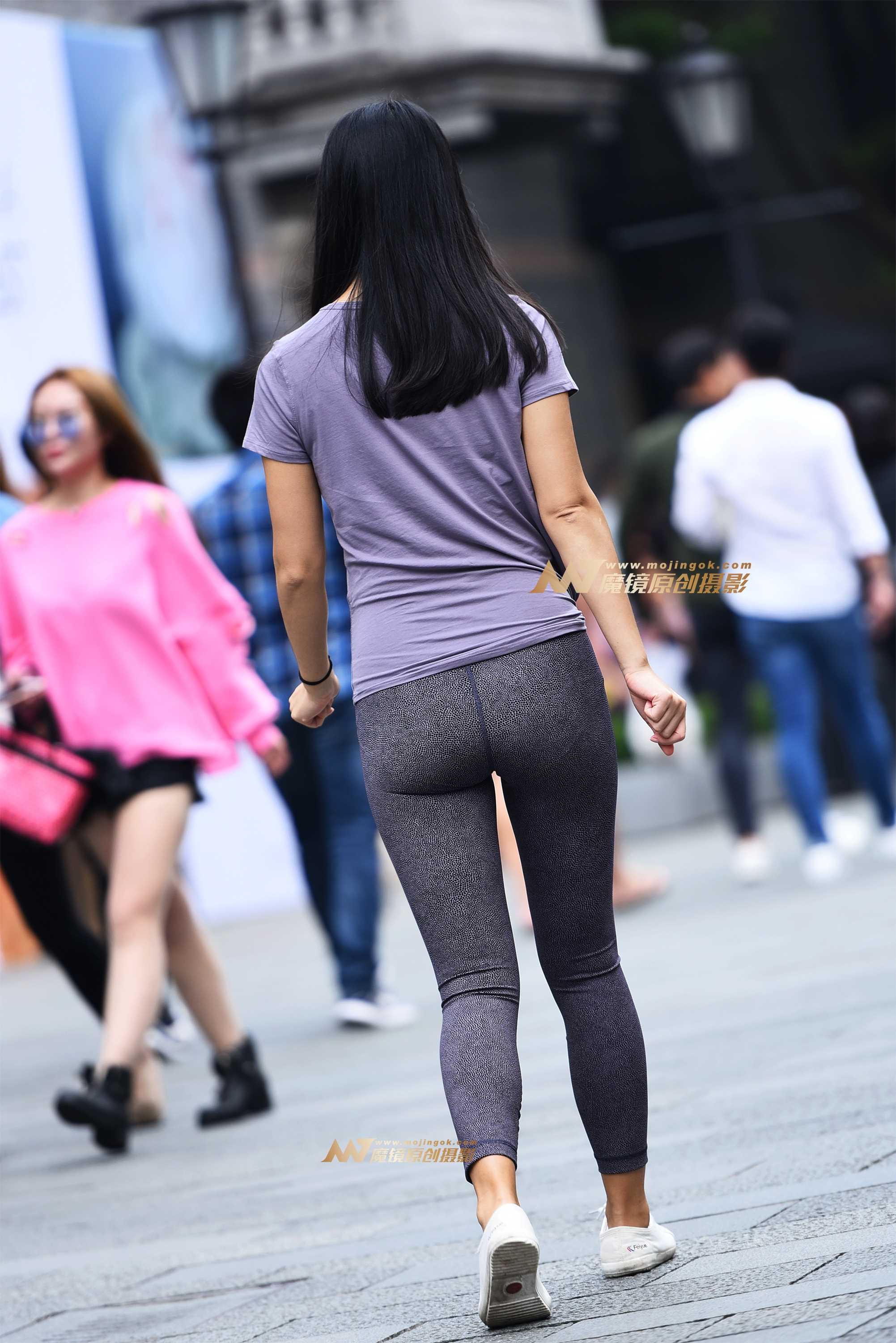 24744-cokpjbbbqns.jpg