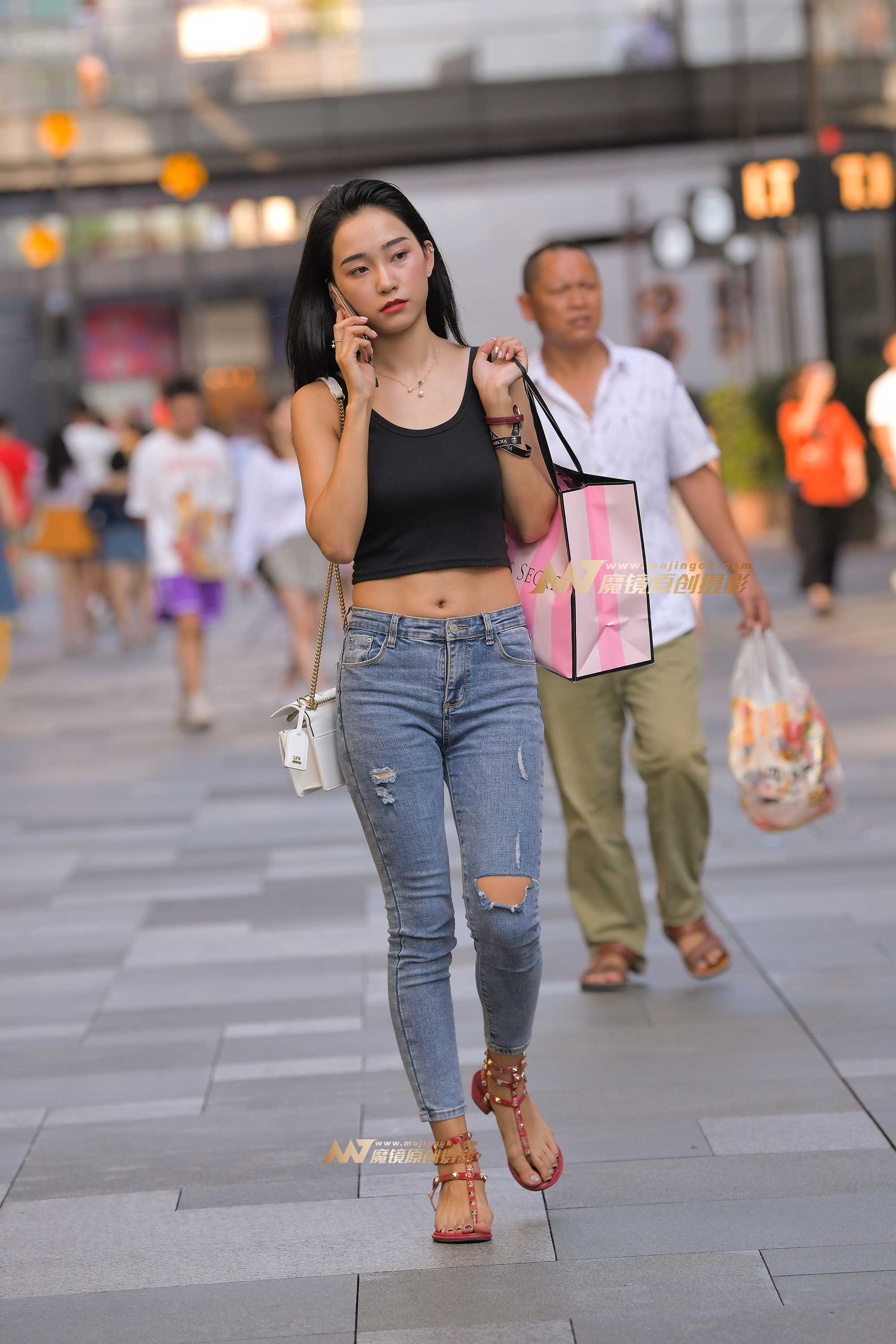 26782-5suw53hesgk.jpg