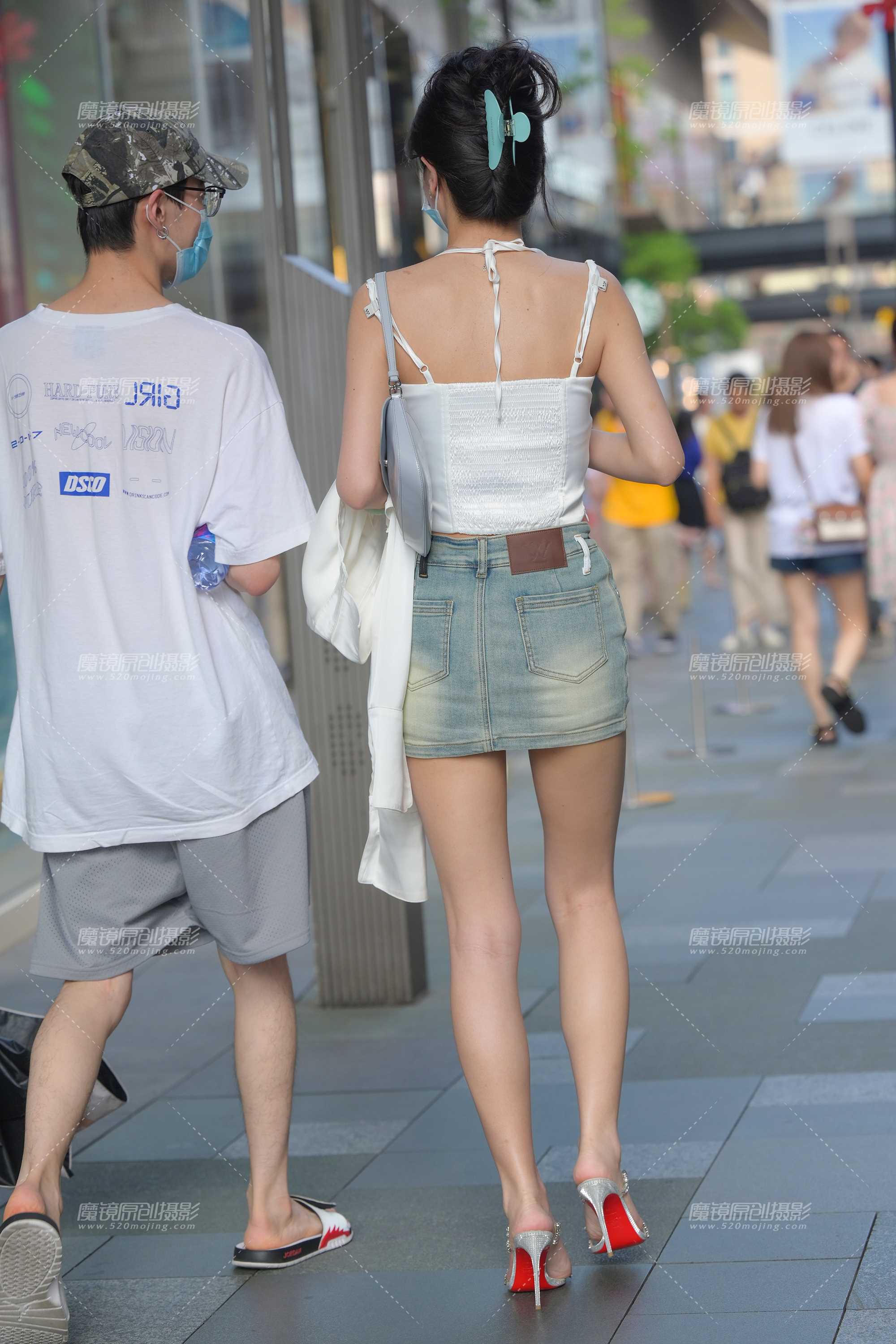51797-nvo435xfyph.jpg