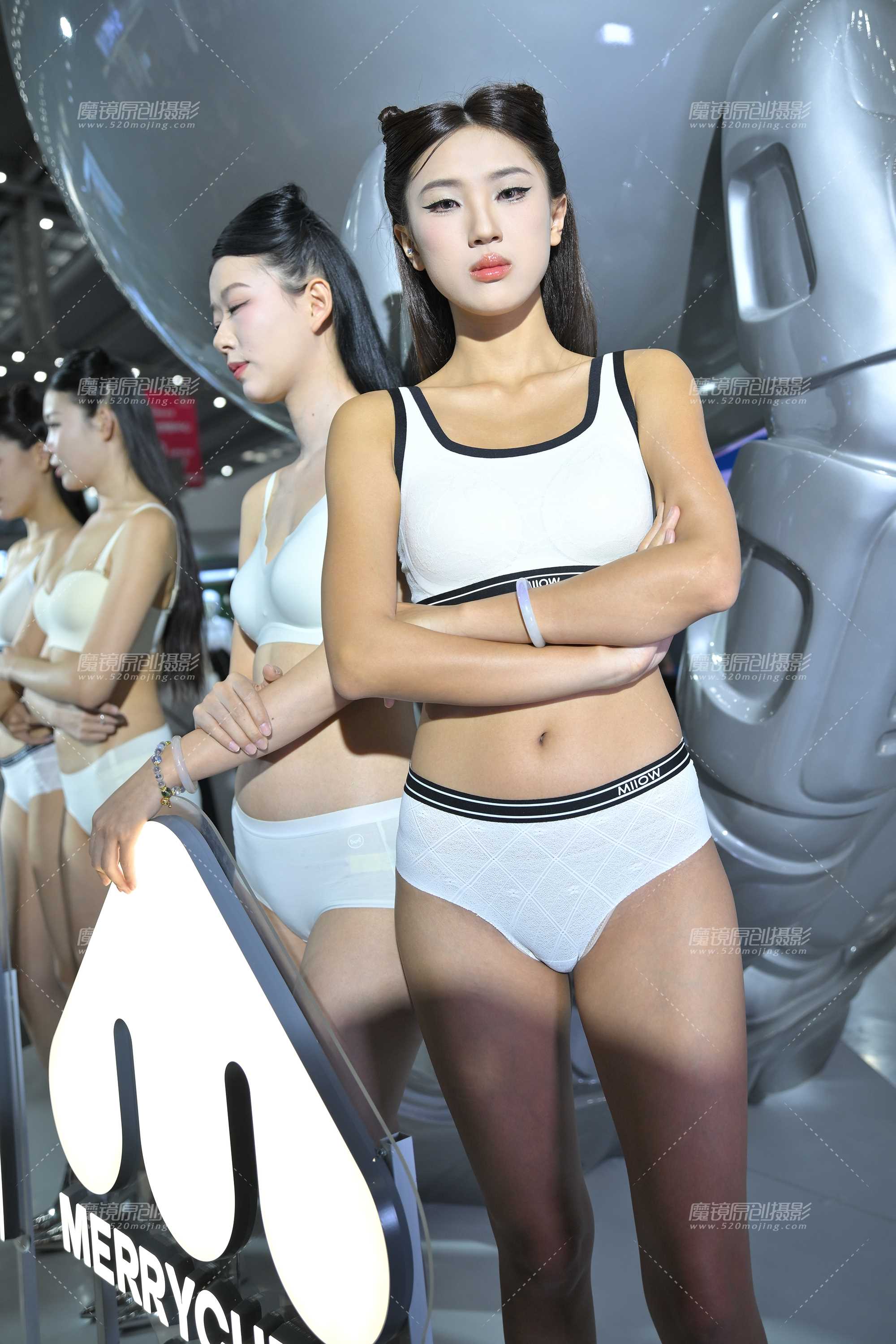 54299-4vtw41swij4.jpg