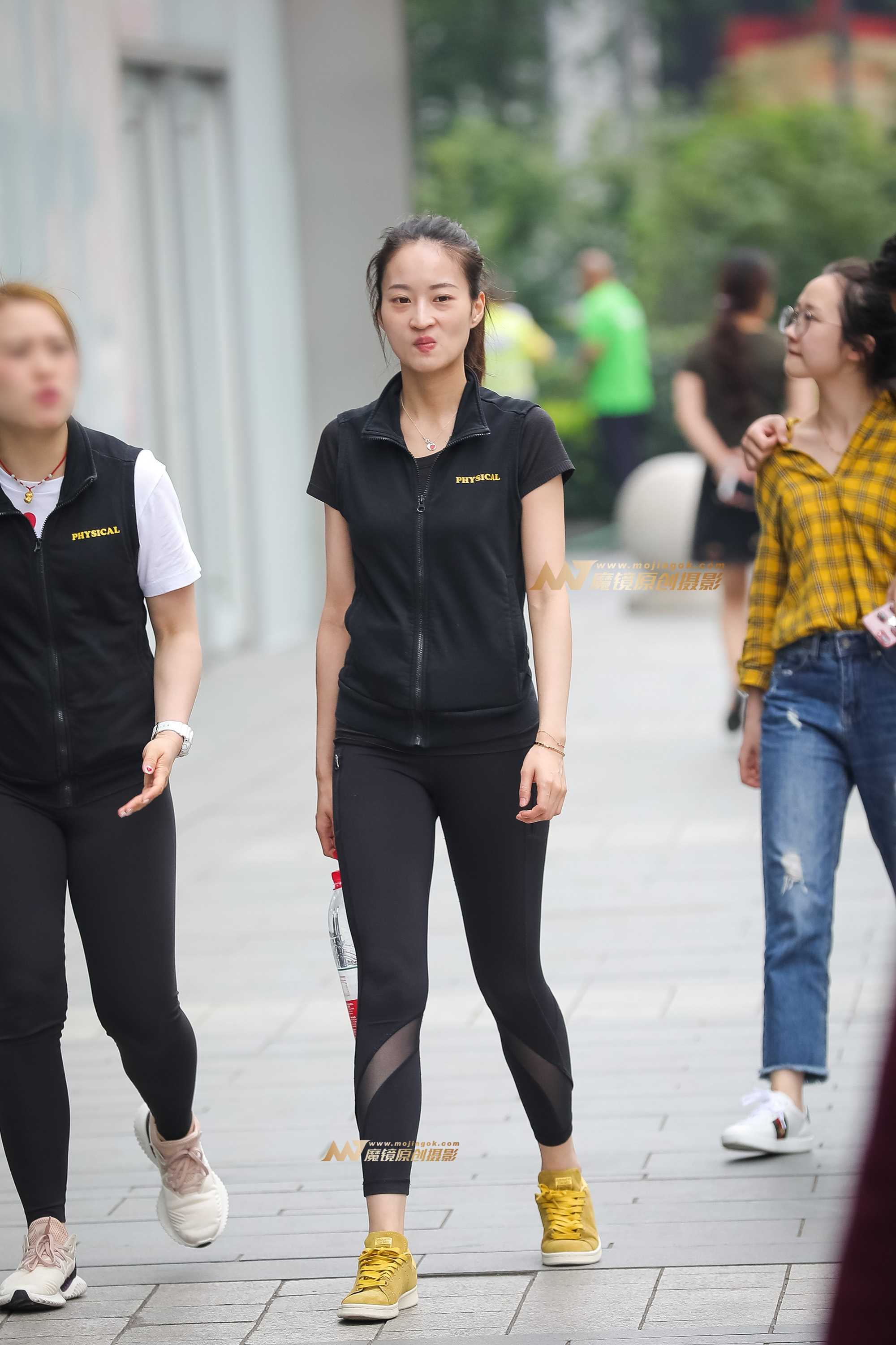 23142-hvwu1pc44wb.jpg