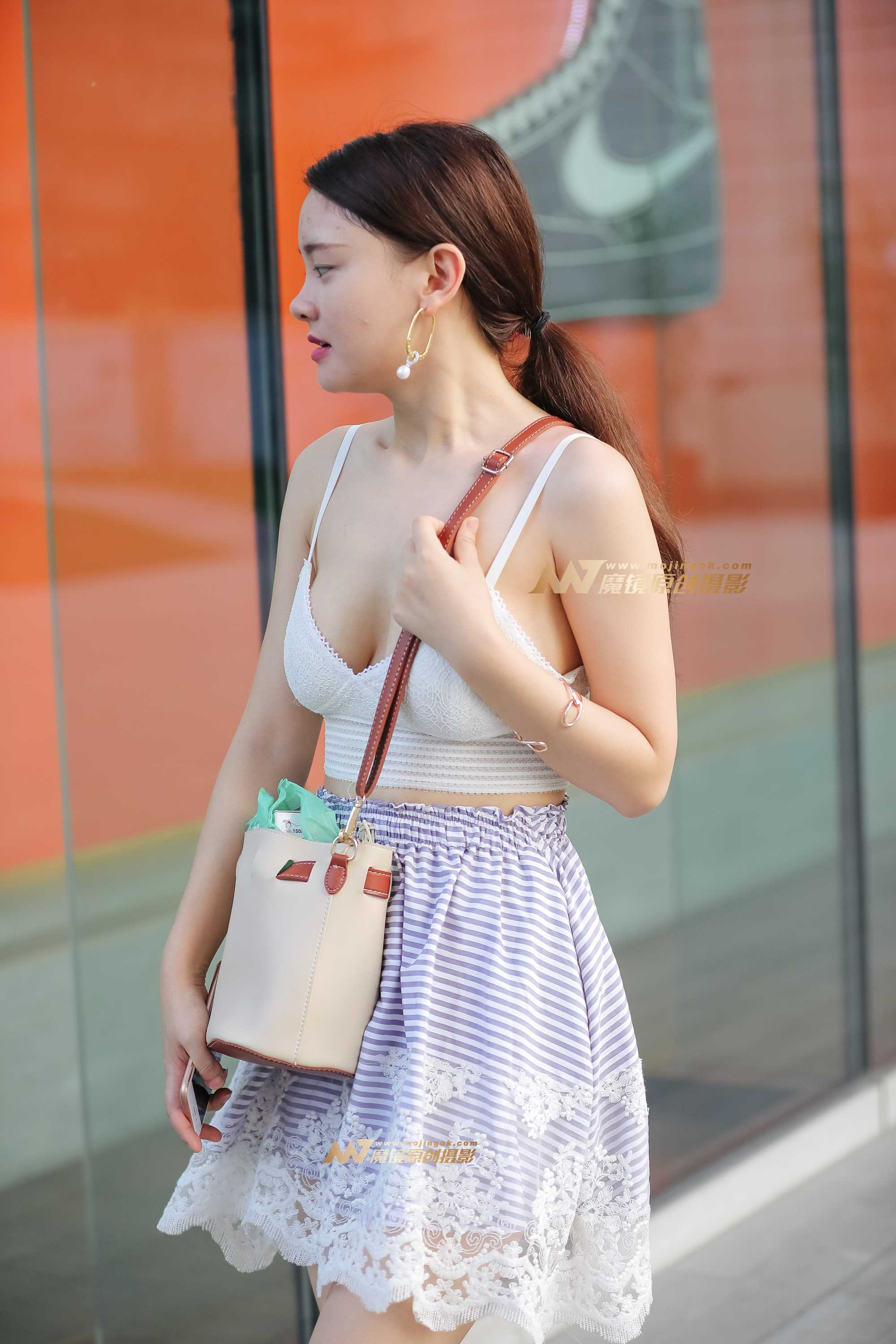 24665-lt521214f1p.jpg