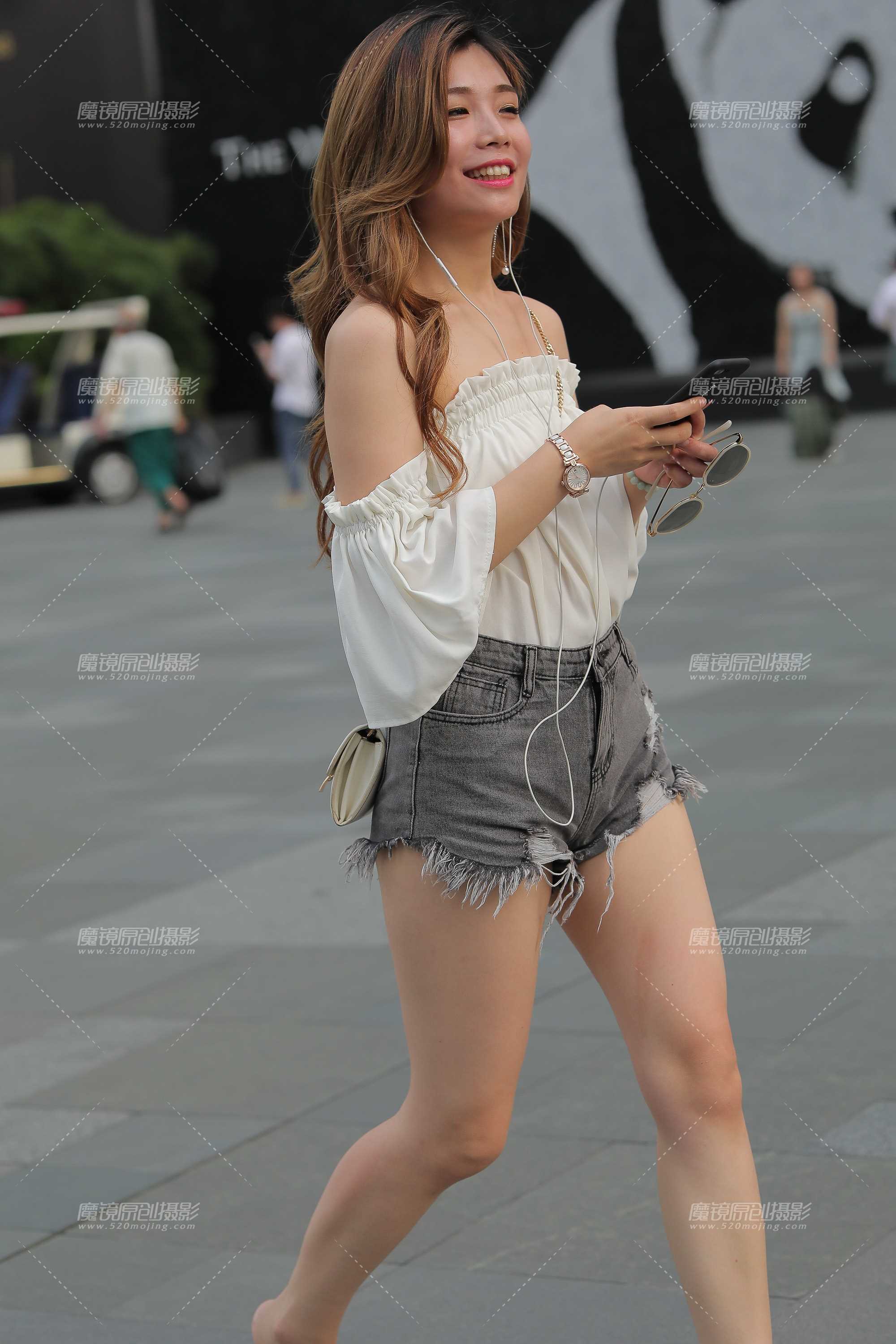31027-5vhhjjypoly.jpg