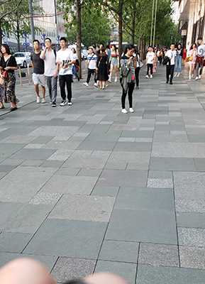 38157-02idcezzens.jpg