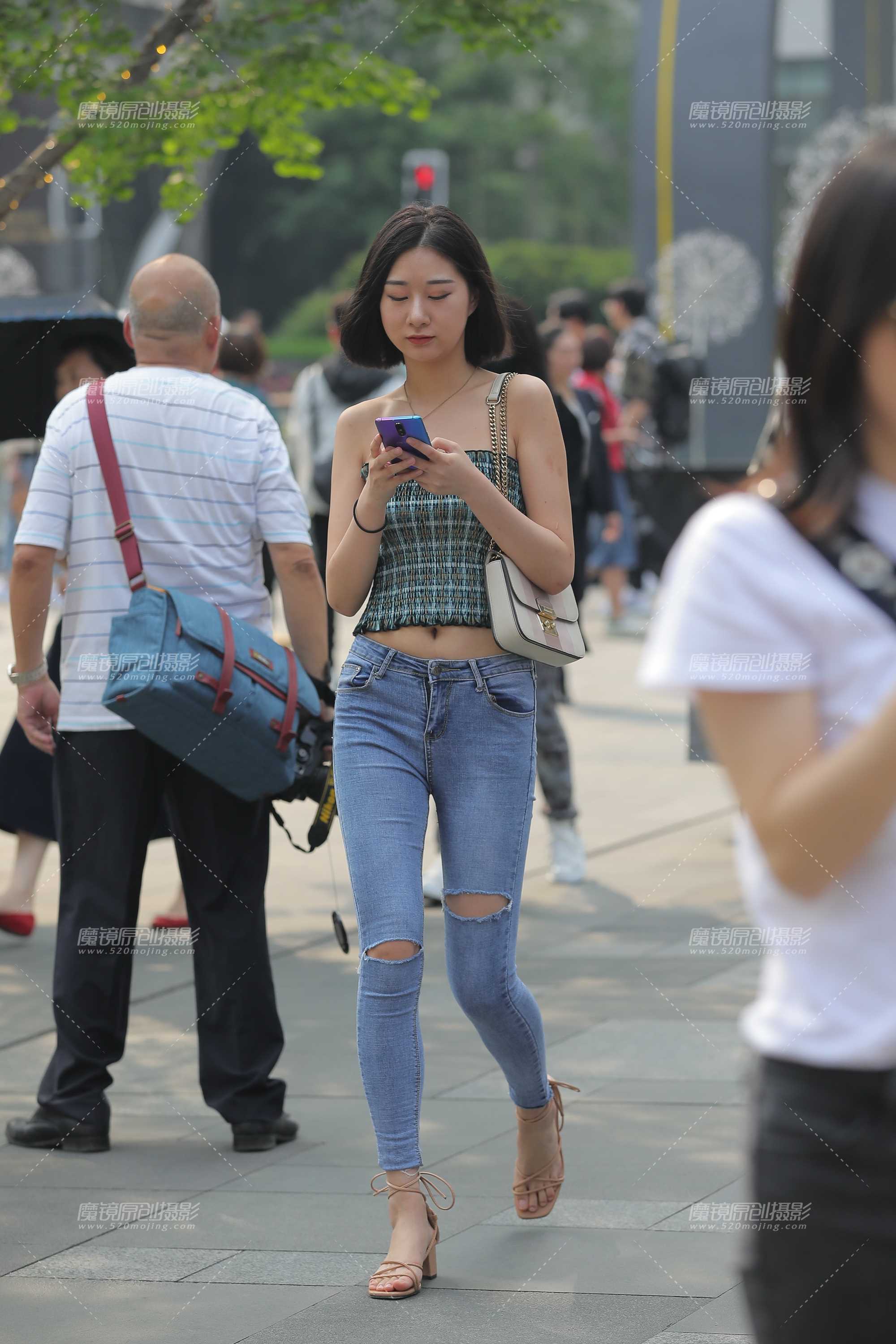 39762-gdfqyu5ns00.jpg