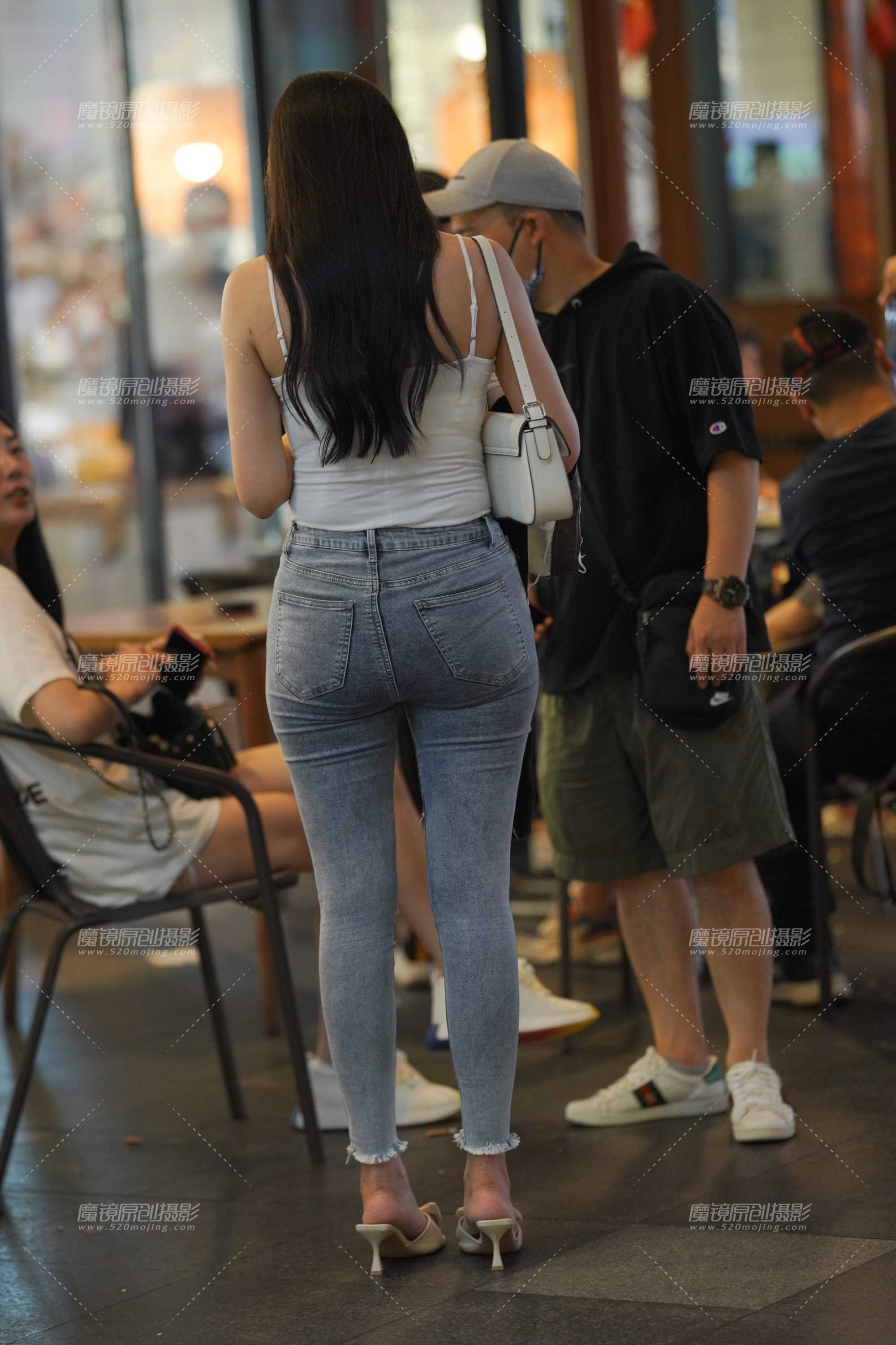 43313-f2150ssu3ah.jpg