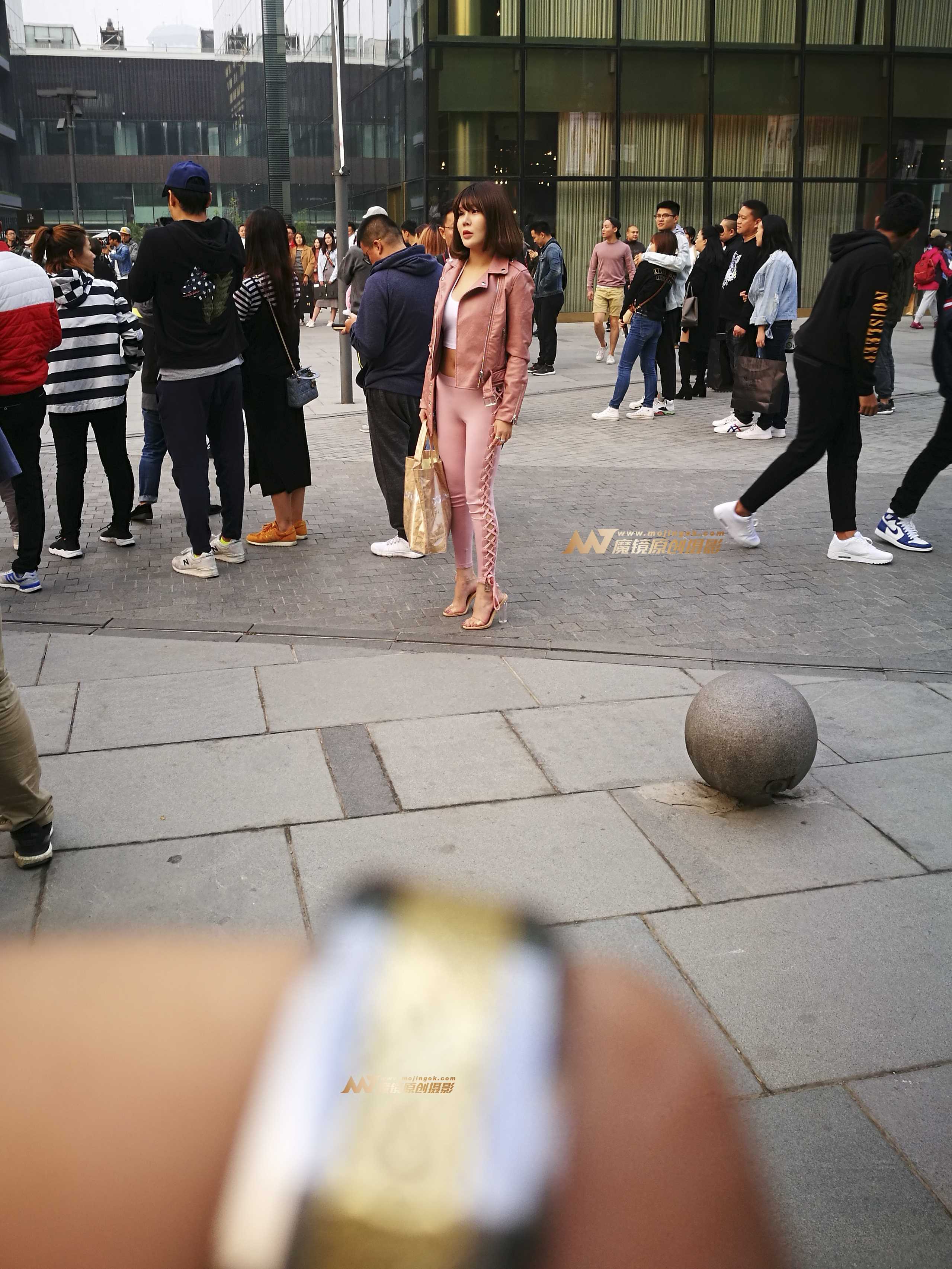 20608-wn0210g1p45.jpg