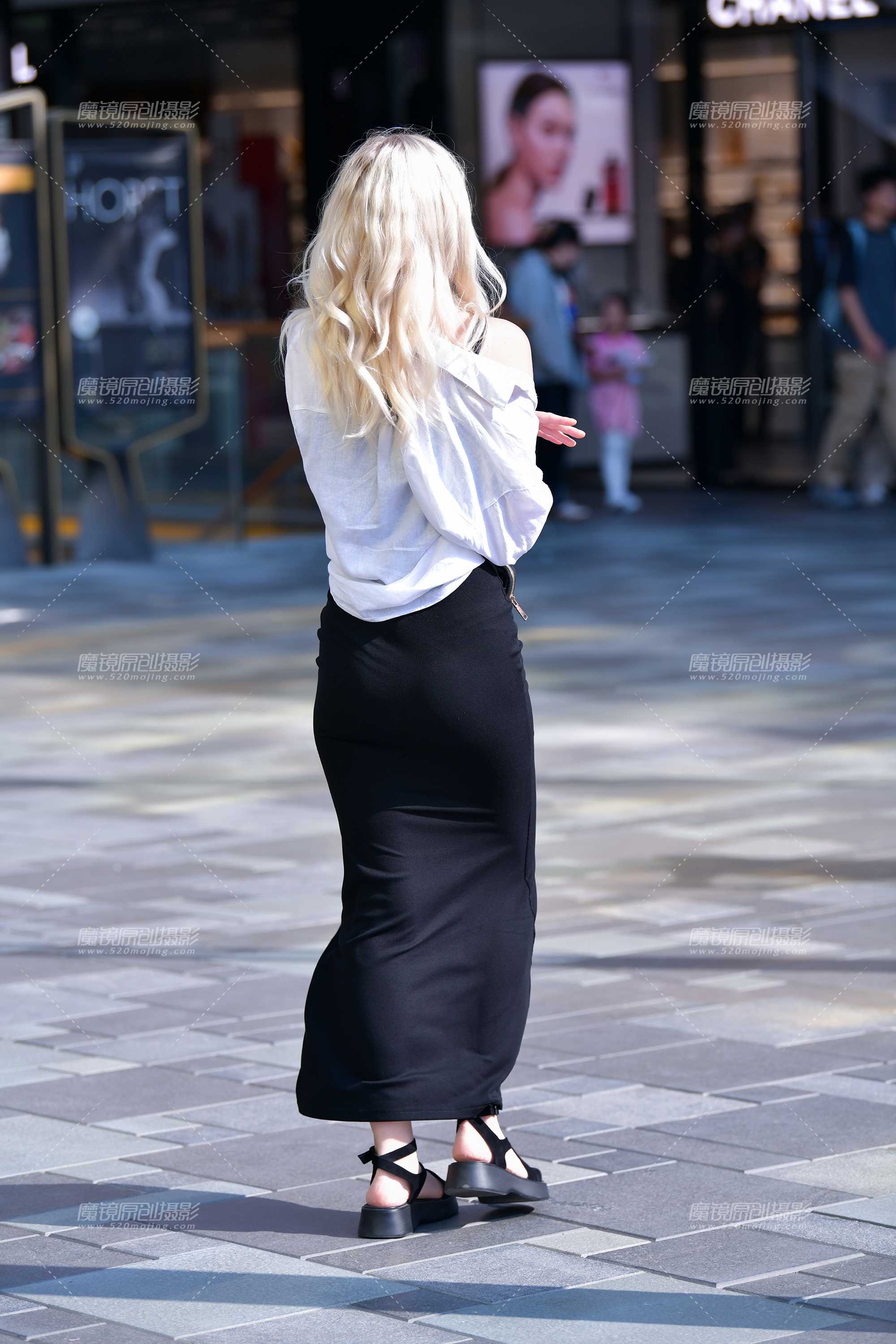 53407-bmynvfiutu1.jpg