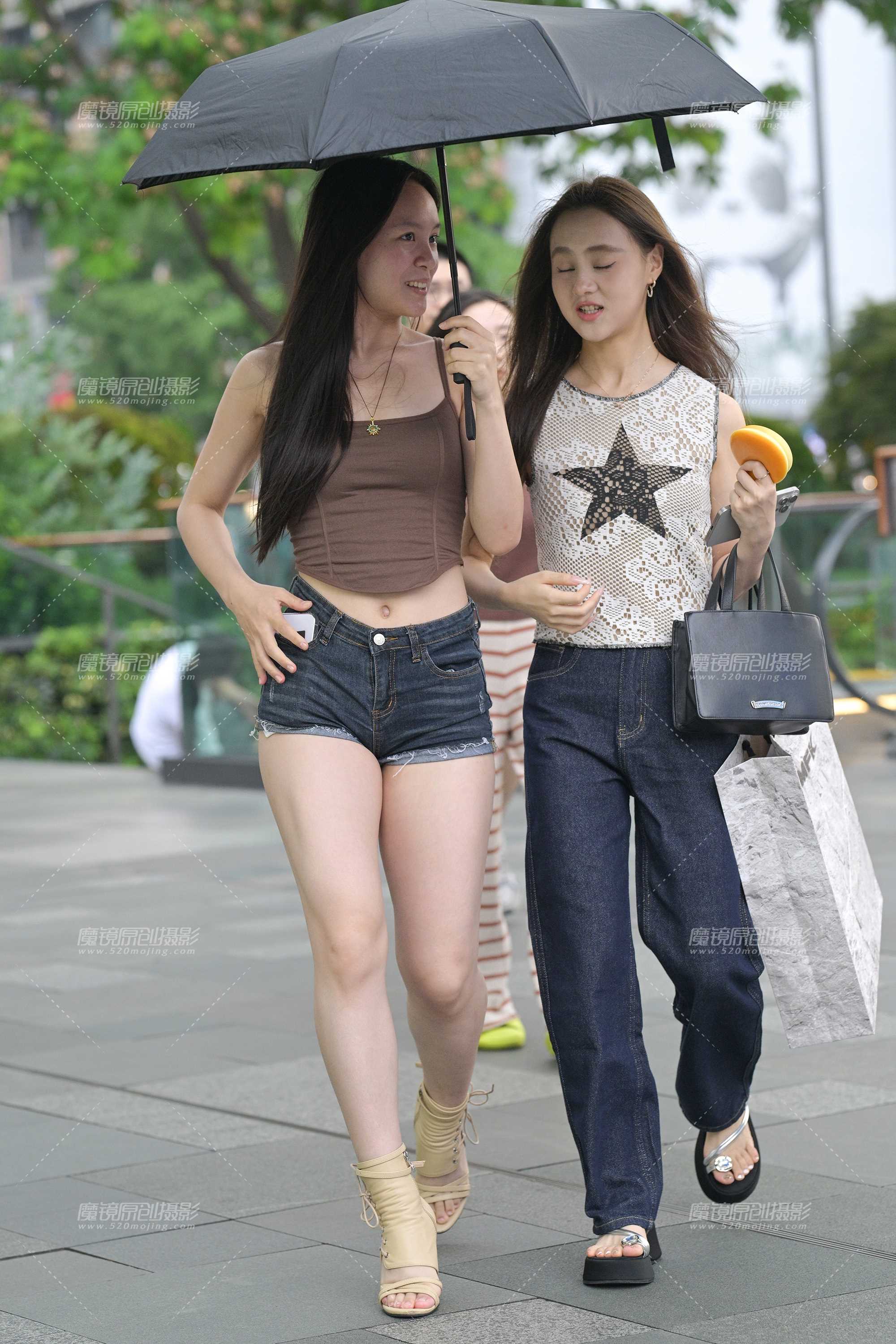 54778-2hep5wmmoll.jpg