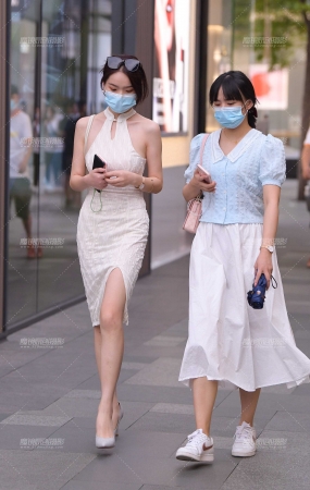 好身材的高跟美女