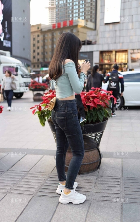 靓丽的背影