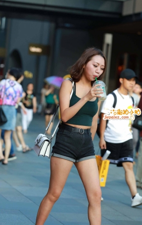 美女真实好身材啊