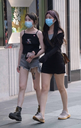 白白净净惹人爱 240312-12-49 15P