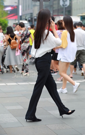 如此甜美的OL美女-14P