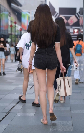 2261-15+84热裤大长腿 15P