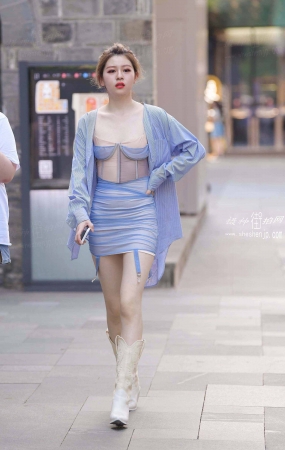 2083-11+38高挑小姐姐 3P