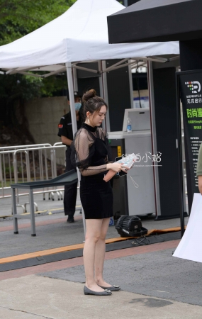 肤白貌美气质美腿女神
