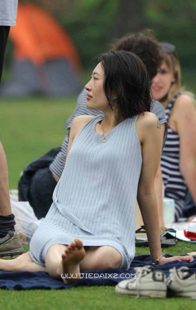 美足美妇