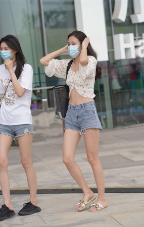 青春靓丽漂亮小姐姐