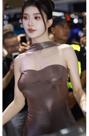 漂亮的网红车模美女(115P)