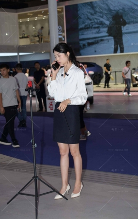 清新素雅美女主播