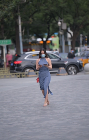 性感蓝裙美女