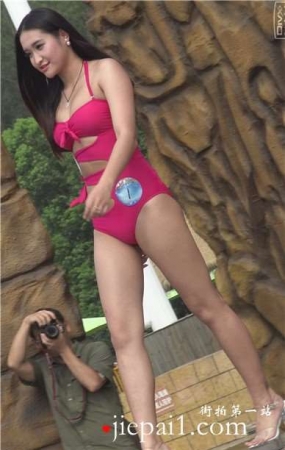 4k-性感长腿红色连体比基尼泳装MM