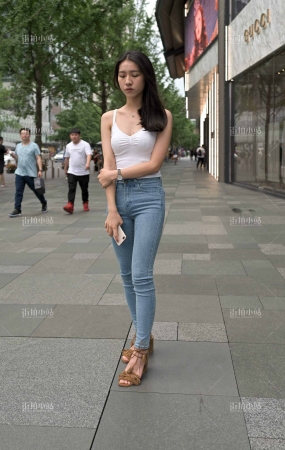 蓝牛美女