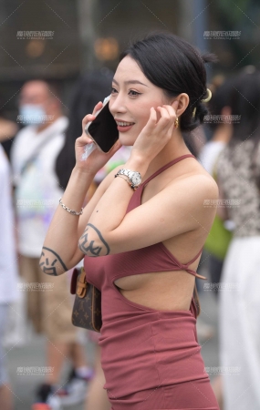 性感韵味女子