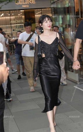 野蛮女友蝴蝶结小吊带裙/231104-1-52 14P