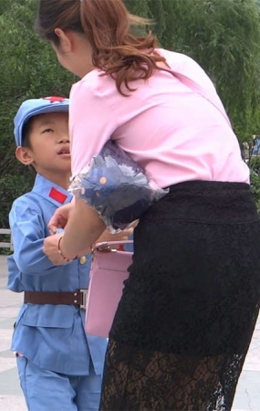 极品蓝色高跟鞋蕾丝包臀裙性感美妇