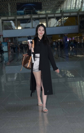 魅力美腿小姐姐
