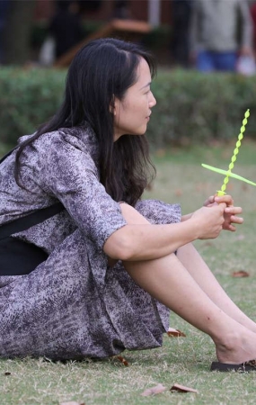 No804 甜美少妇的豹纹人字拖