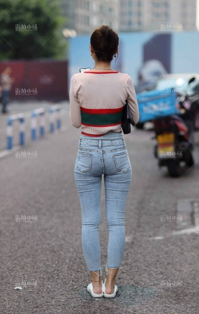 这样身材的牛仔小妹谁不喜欢