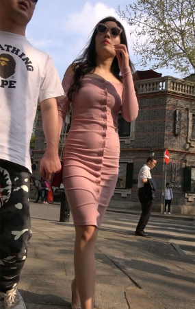 超性感一字肩粉色包臀裙高跟鞋丁内美女