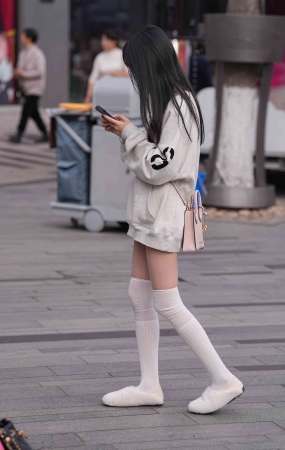 【丝工坊】2024.4.1清纯小妹