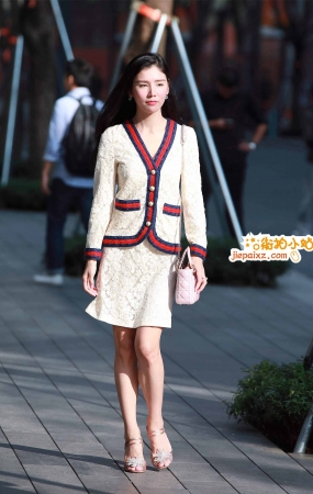 街拍时尚美女模特