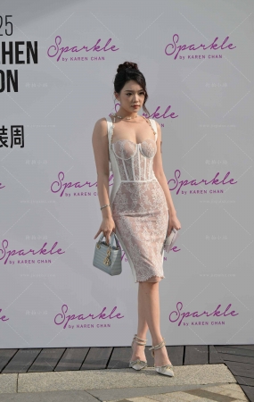 优雅靓丽，性感美女!