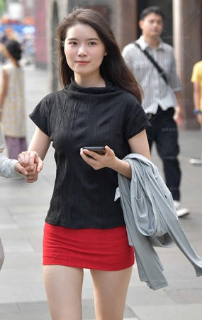 25426-14=49√红色迷你包臀裙女生 11P