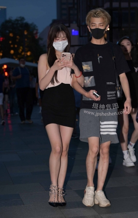 22612-28+66她懒点就懒点吧，她躺着就躺着吧～ 13P