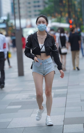 爱了,这牛仔短裤