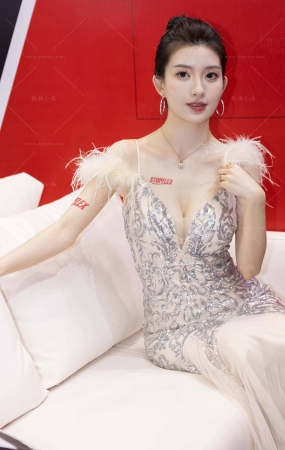 性感晚装长裙美女