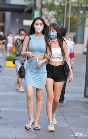 紧身短裙 21-08-08-85