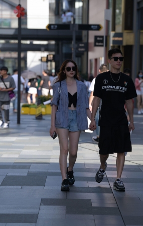 20727-7+35/这和穿文胸出来有啥区别