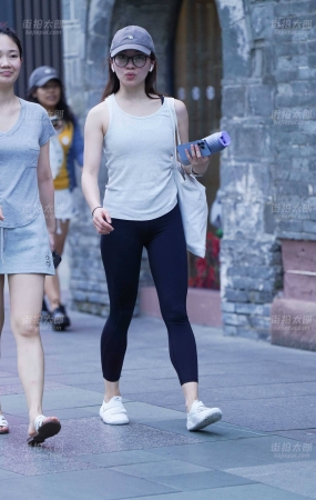 240805-3 75p