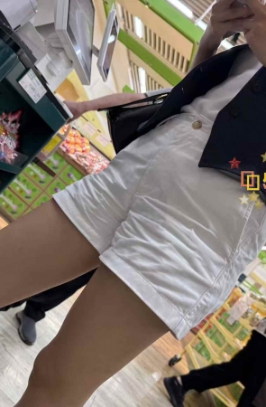 丰满诱惑的热裤