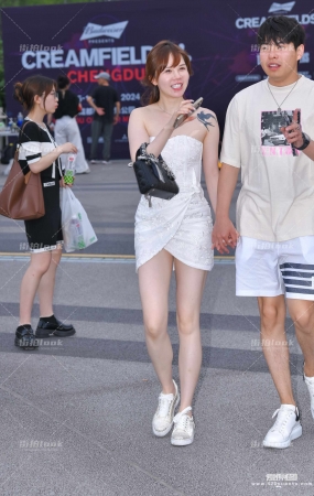白色裹胸裙 24-06-15-30