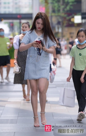 美腿玉足小姐姐3A3730[796M]